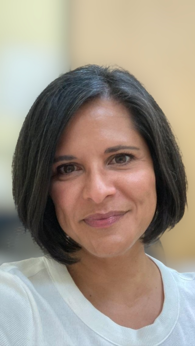MaryAnn Perez-Brescia headshot