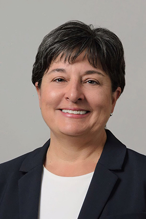 A portrait of assistant clinical professor Marianne Snyder.